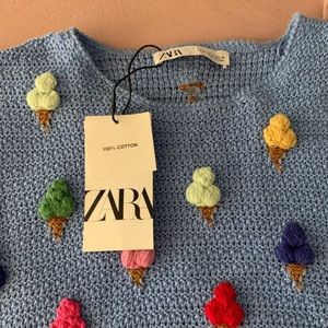 Zara short sleeved sweater with appliqués Sz M